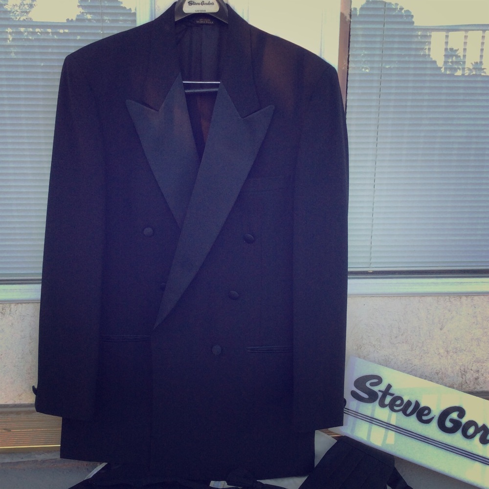 Gorgeous custom made Steve Gordon Tuxedo